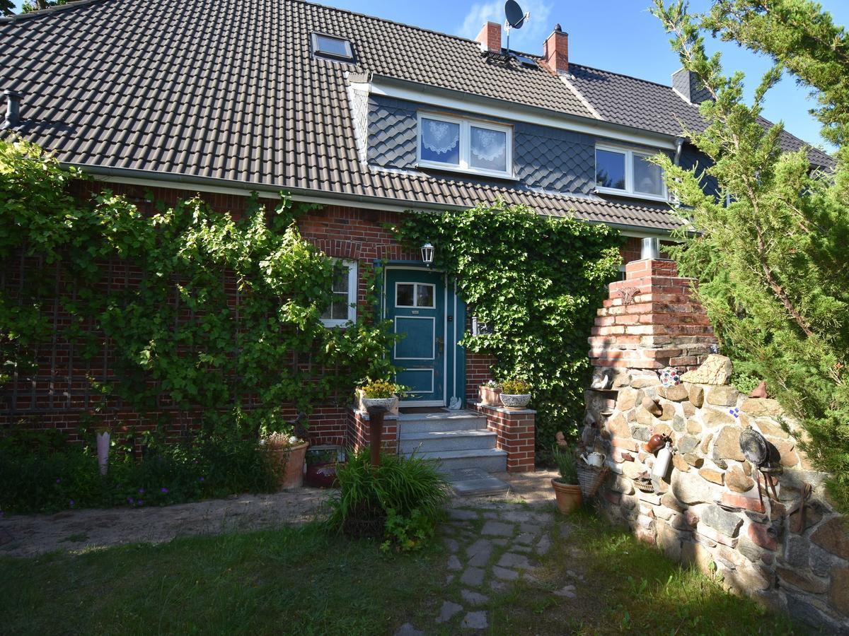 Modern Apartment In Ostseebad Boltenhagen With Terrace ภายนอก รูปภาพ